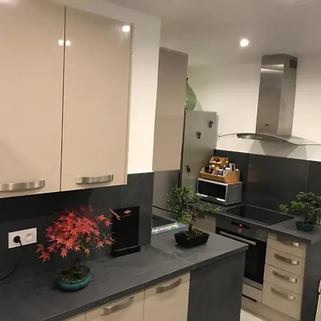 Appartement Read Well - Spare Double Bedroom In Cosy Close To Convention Center In 15th District Paris