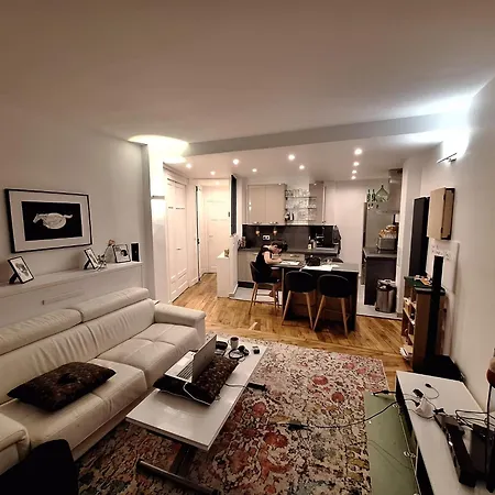 Read Well - Spare Double Bedroom In Cosy Close To Convention Center In 15th District * Paris
