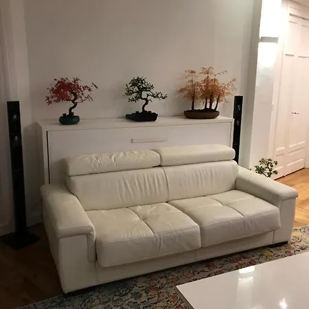 Read Well - Spare Double Bedroom In Cosy Close To Convention Center In 15th District *